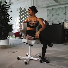 She Spent $180 on Leggings. Then She Sat Down and Undid All of It.