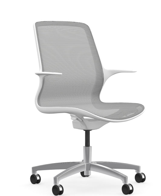 Omnia — Ergonomic All-Mesh Chair for Natural Movement